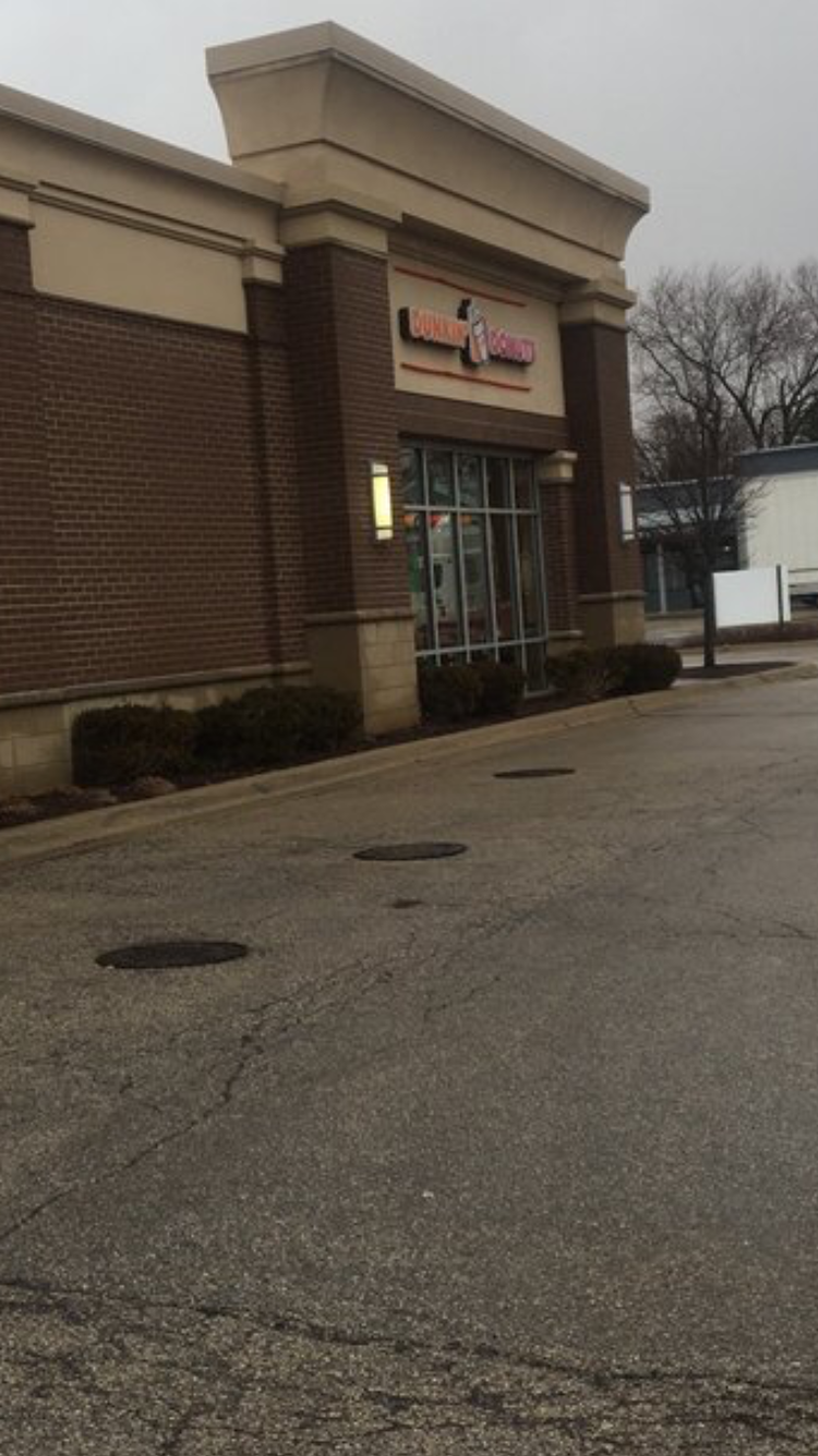 Dunkin | cafe | 956 E Roosevelt Rd, Wheaton, IL 60187, USA | 6306822580 OR +1 630-682-2580