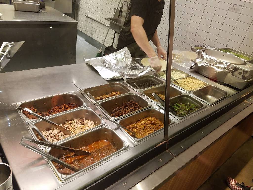 Chipotle Mexican Grill | restaurant | 2019 Chess Dr, Foster City, CA 94404, USA | 6505393638 OR +1 650-539-3638