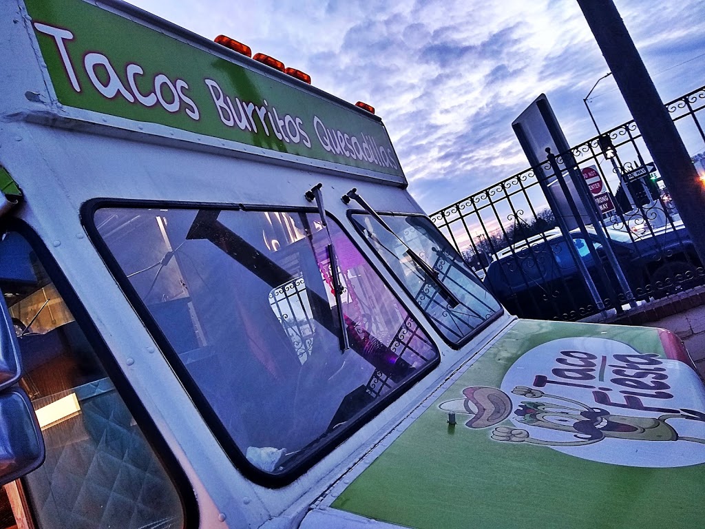 Taco Fiesta | restaurant | 3041 Vernor Hwy, Detroit, MI 48216, USA | 3137184125 OR +1 313-718-4125