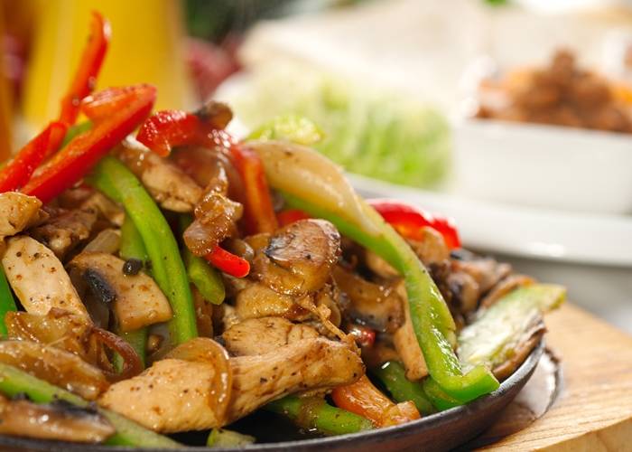 El Potrillo Restaurant | restaurant | 2301 N Main St, Hutchinson, KS 67502, USA | 6206649824 OR +1 620-664-9824