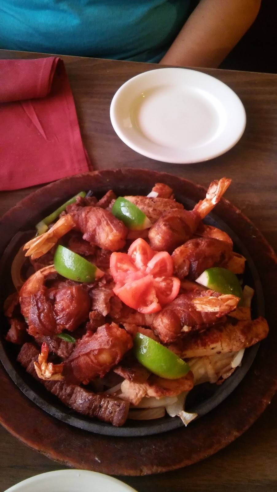 3 Salsas Mexican Restaurant | restaurant | 4325 Hwy 6, Houston, TX 77084, USA | 2814638713 OR +1 281-463-8713