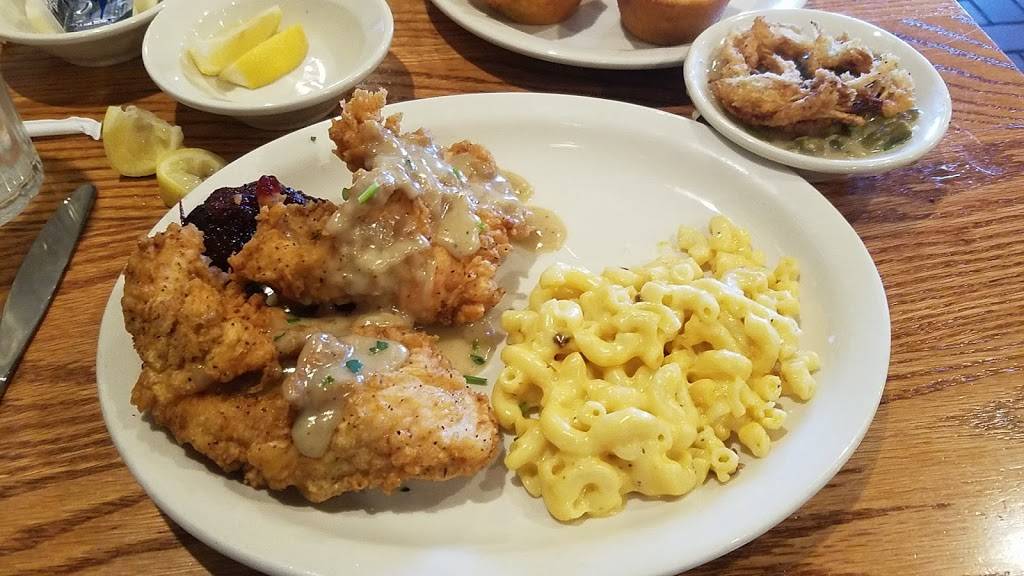 Cracker Barrel Old Country Store | restaurant | 103 Paradise St, Manchester, TN 37355, USA | 9317231358 OR +1 931-723-1358