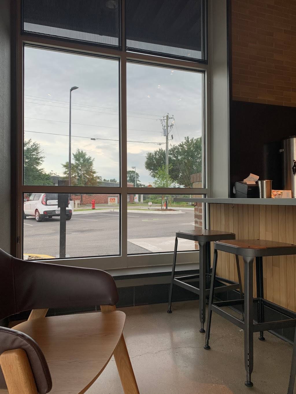 Starbucks | cafe | 1925 Mountain Laurel Ct A, Florence, SC 29505, USA | 8436879305 OR +1 843-687-9305