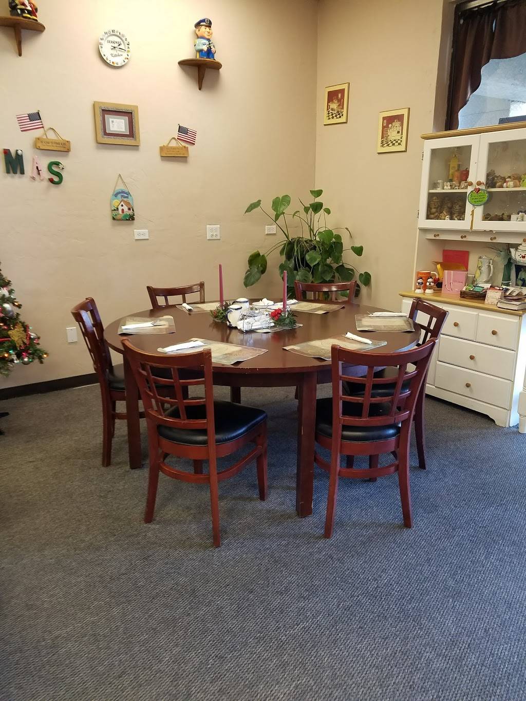 Grandmas Kitchen | restaurant | 323 E Brown Rd #201, Mesa, AZ 85201, USA | 4809697219 OR +1 480-969-7219