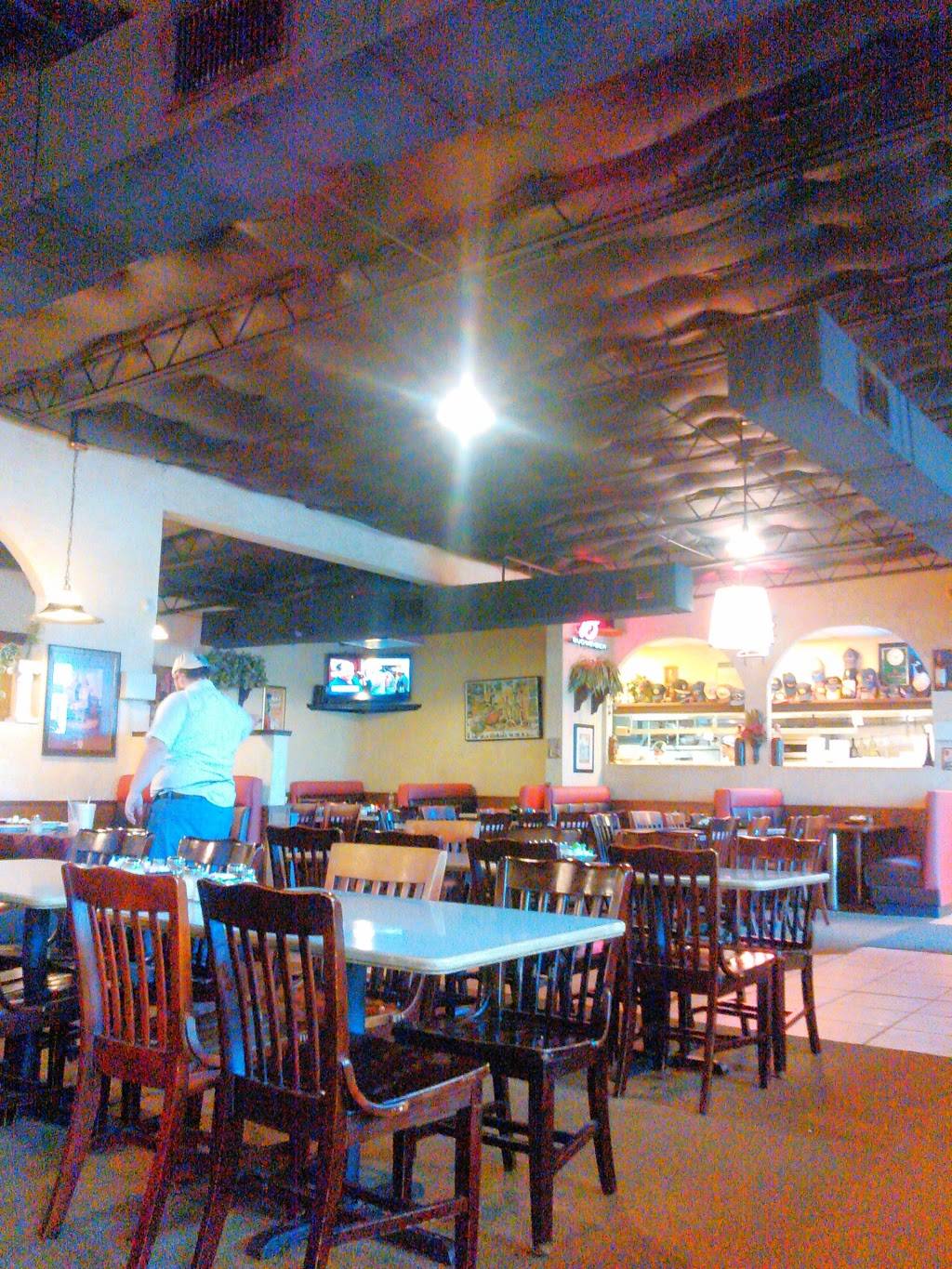 Luigis Italian Cafe | cafe | 611 E Quinlan Pkwy, Quinlan, TX 75474, USA | 9033569003 OR +1 903-356-9003