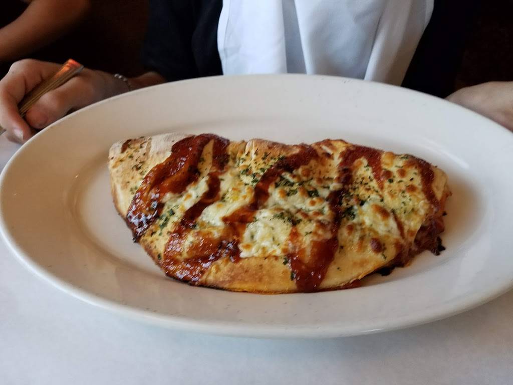 Benvenutos Italian Grill | restaurant | 831 Park Ave, Beaver Dam, WI 53916, USA | 9208877994 OR +1 920-887-7994