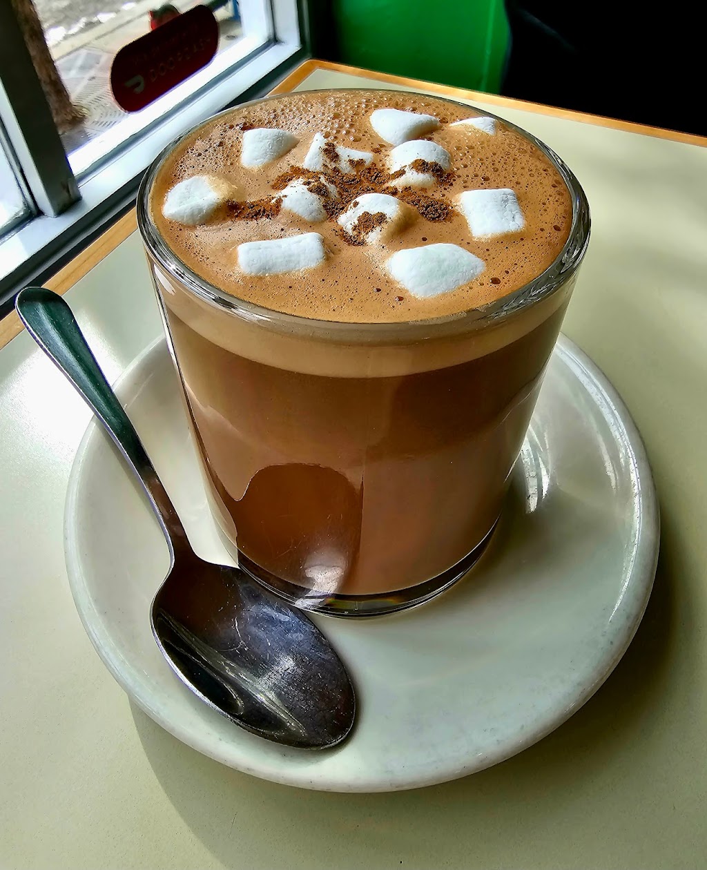 Savanna Restaurant | restaurant | 3334 N Halsted St, Chicago, IL 60657, USA | 7737998647 OR +1 773-799-8647