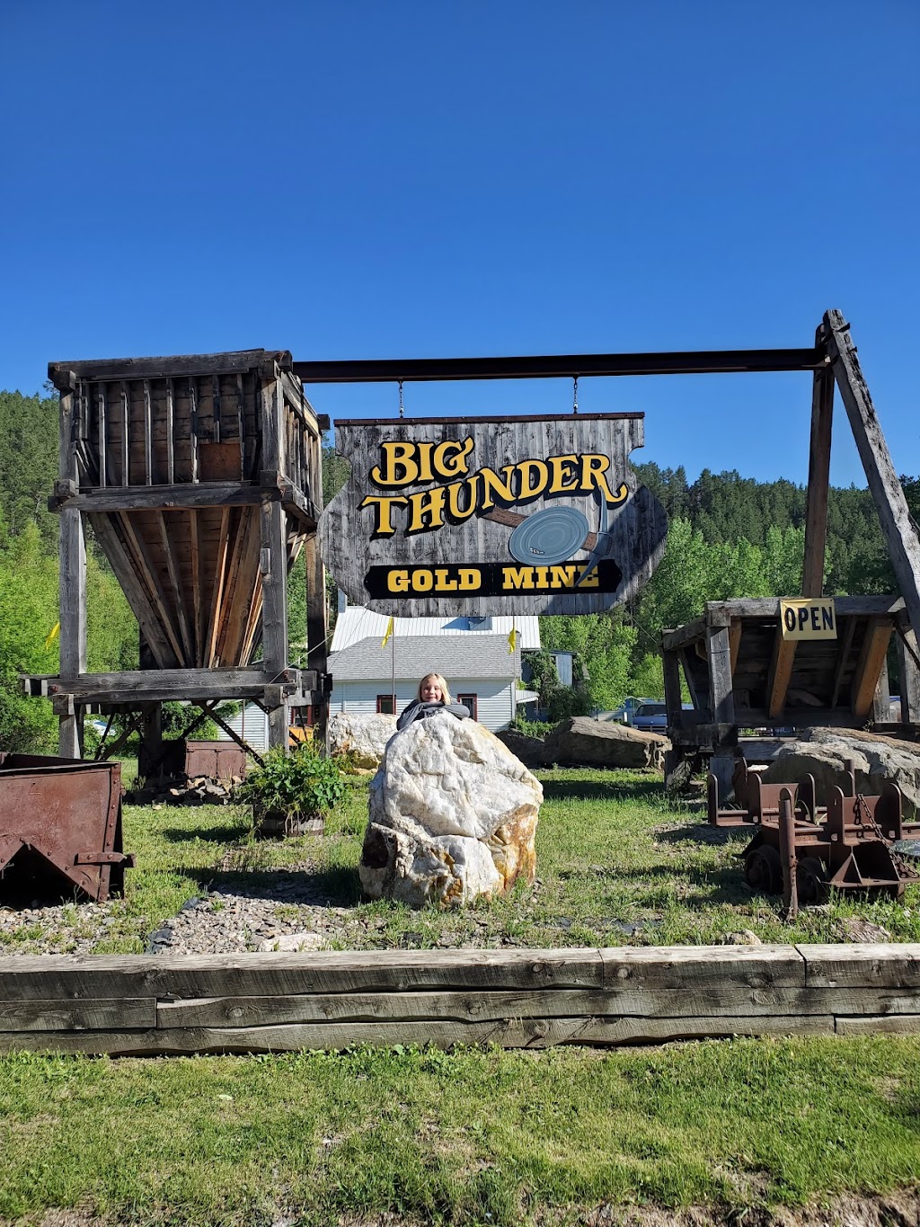 Big Thunder Gold Mine | cafe | 604 Blair St, Keystone, SD 57751, USA | 6056664847 OR +1 605-666-4847