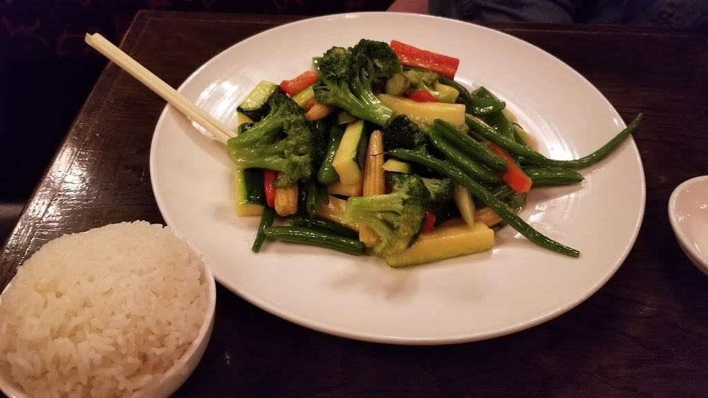 Kon Asian Bistro | restaurant | 1140 Brighton Ave, Portland, ME 04102, USA | 2078740000 OR +1 207-874-0000