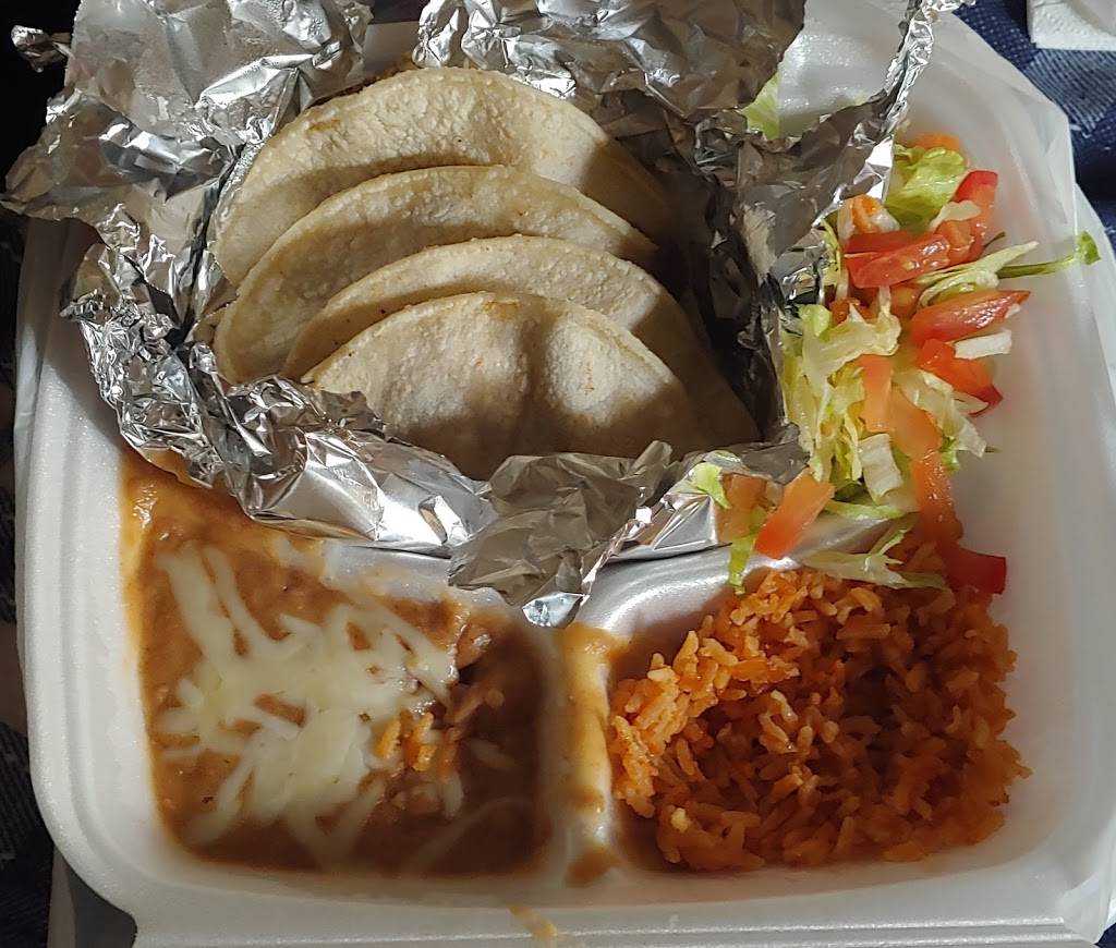 Rafas Burritos | restaurant | 11310 Montana Ave, El Paso, TX 79936, USA | 9155190253 OR +1 915-519-0253