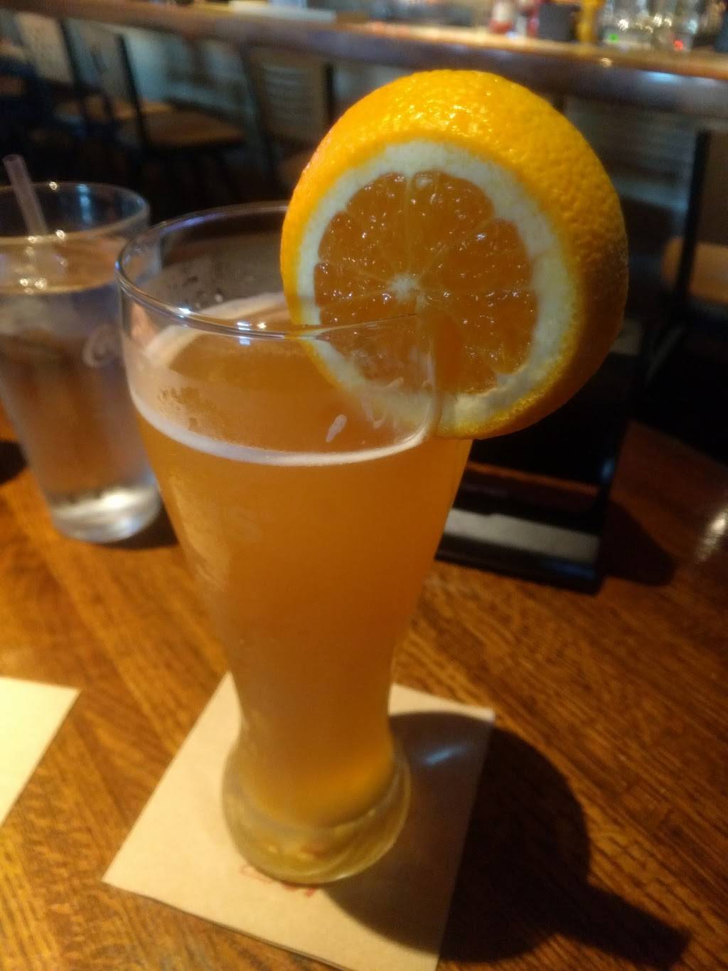 Applebees Grill + Bar | restaurant | 2449 Claribel Rd, Riverbank, CA 95367, USA | 2098639780 OR +1 209-863-9780