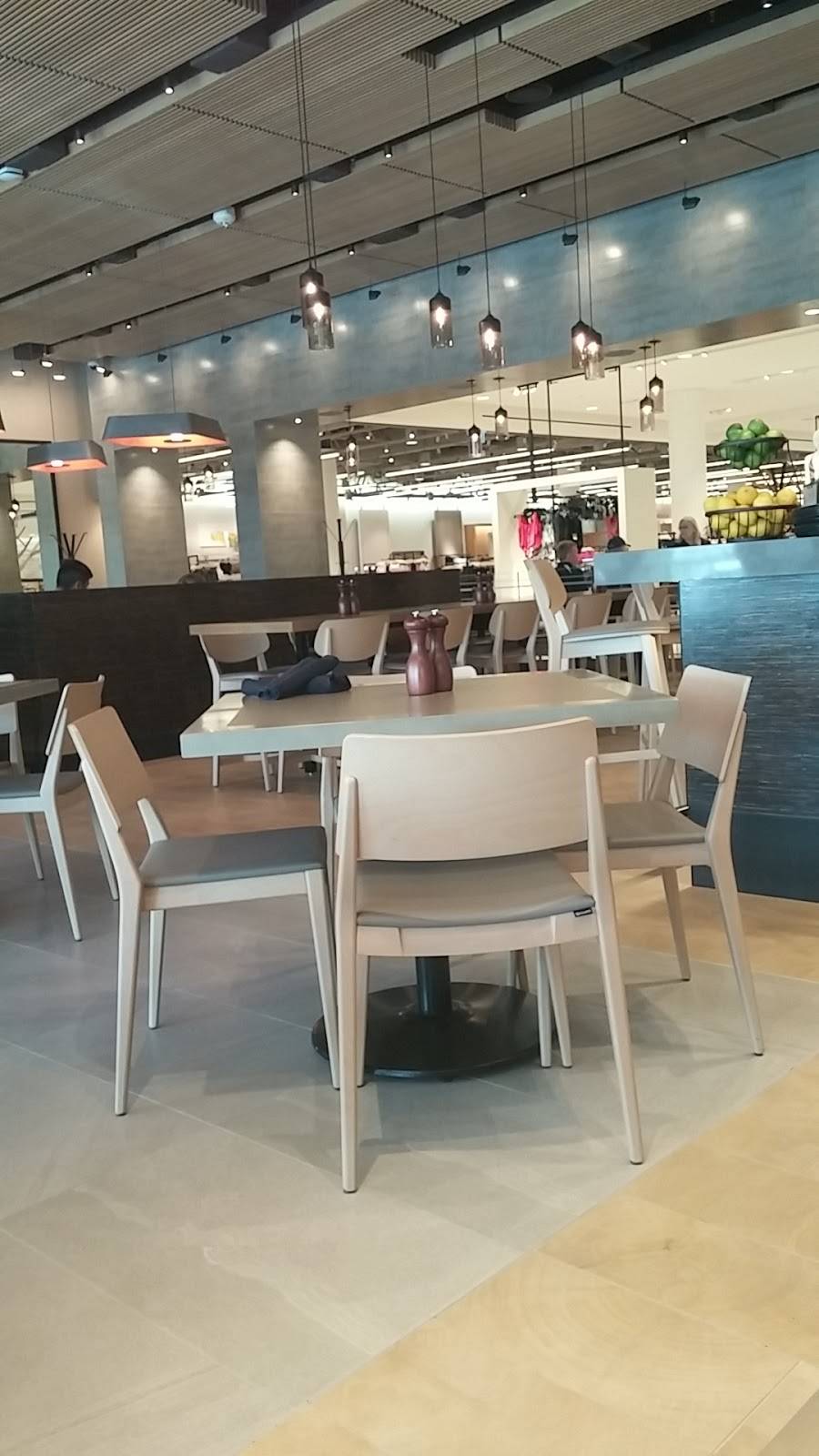 Bazille | restaurant | 25 The West Mall, Etobicoke, ON M9C 1B8, Canada | 6477984224 OR +1 647-798-4224