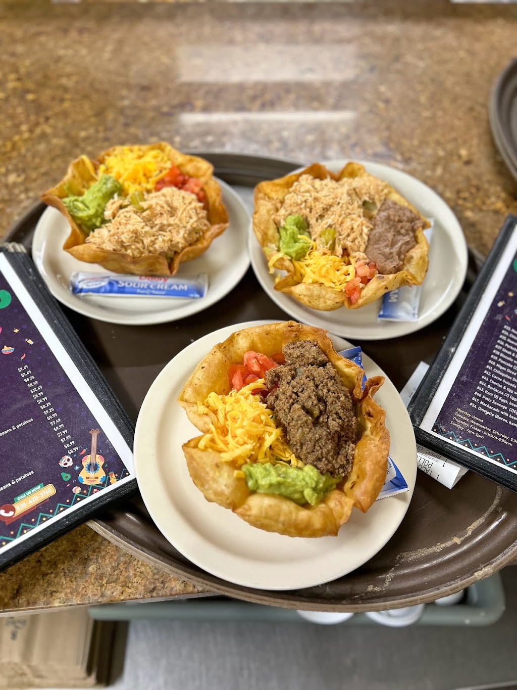 Evelyn’s Mexican Restaurant | restaurant | 8806 FM 775, Seguin, TX 78155, USA | 8304203760 OR +1 830-420-3760