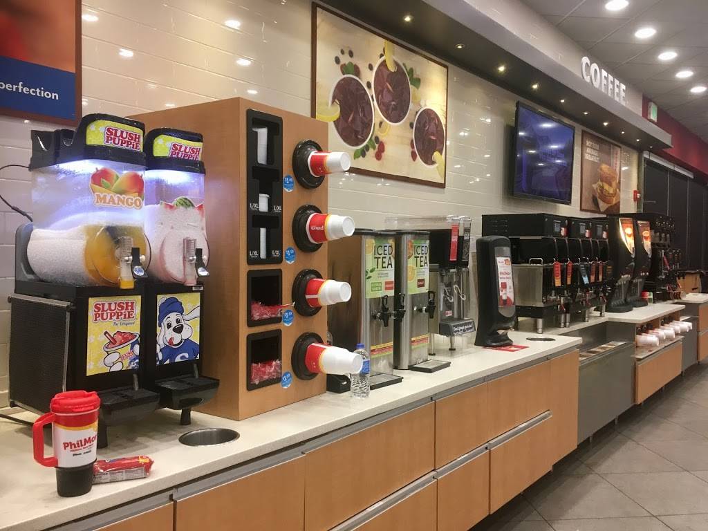 Pilot Travel Center | restaurant | 503 N Oakwood St, Oakwood, IL 61858, USA | 2173544270 OR +1 217-354-4270