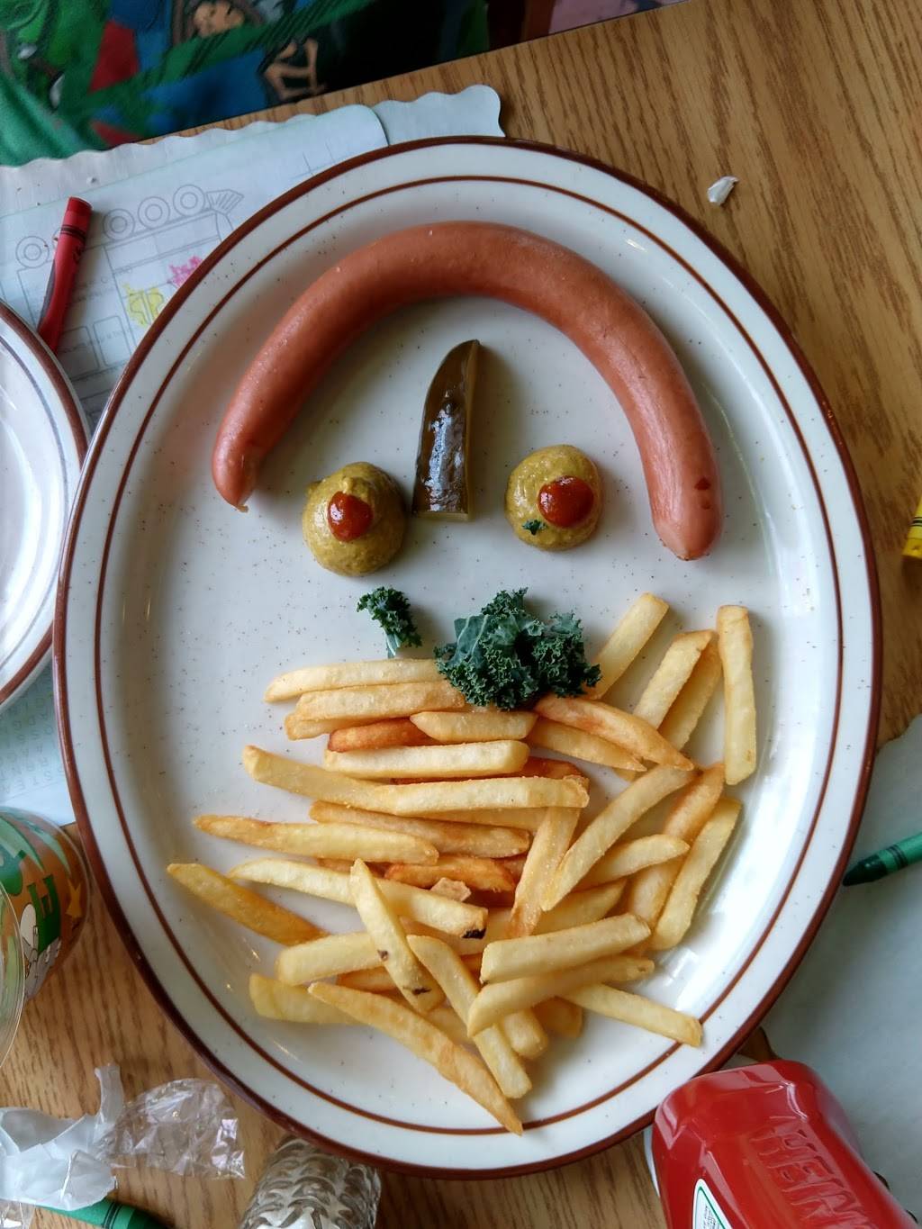 Helgas German Restaurant & Deli | restaurant | 14197 E Exposition Ave, Aurora, CO 80012, USA | 3033445488 OR +1 303-344-5488