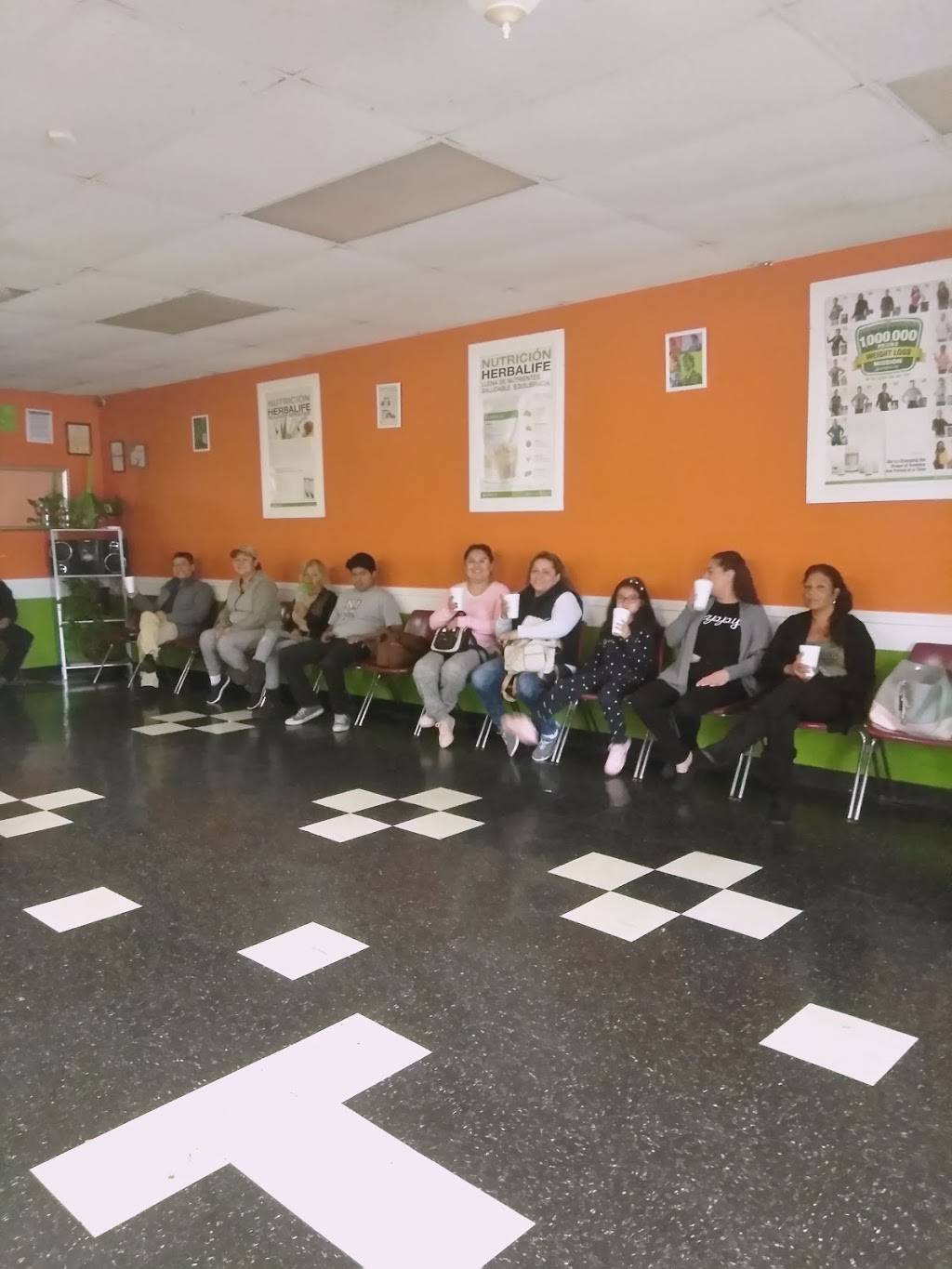 Club De Herbalife (Nuevo Amanecer) | restaurant | 1331 E First St #B, Santa Ana, CA 92701, USA | 7148443818 OR +1 714-844-3818