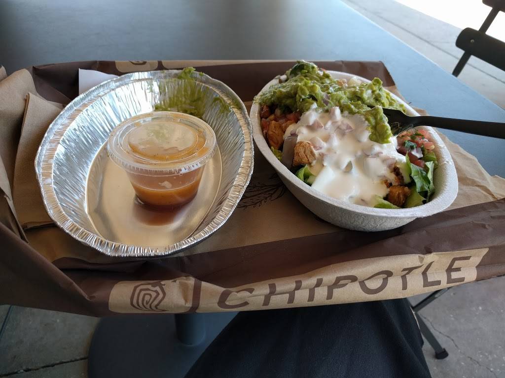 Chipotle Mexican Grill | restaurant | 829 E Bloomingdale Ave, Brandon, FL 33511, USA | 8134236384 OR +1 813-423-6384