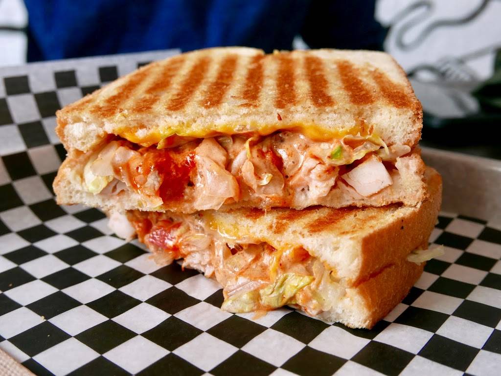 Meltwich | restaurant | 704 The Queensway, Etobicoke, ON M8Y 1L3, Canada | 4162554343 OR +1 416-255-4343