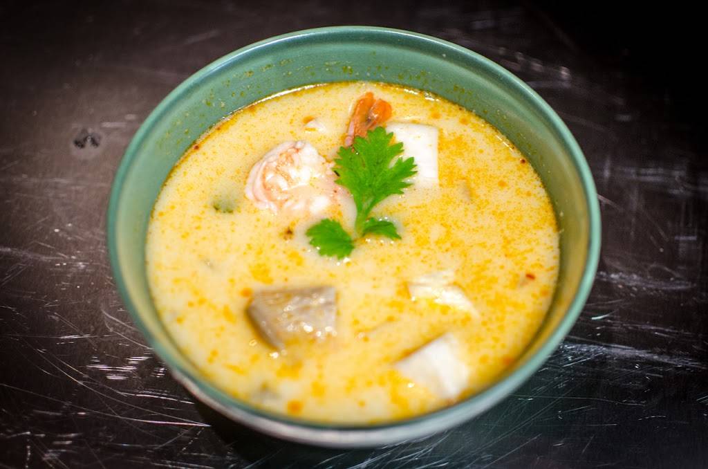 Thai At Lex | restaurant | 1244 Lexington Ave, New York, NY 10028, USA | 2122886060 OR +1 212-288-6060