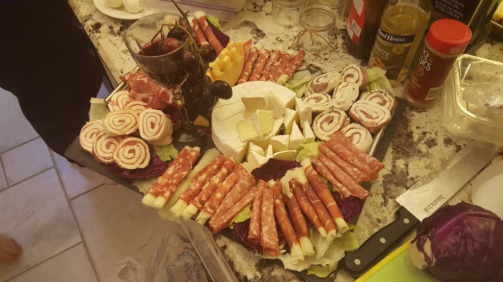 Friends Suwanee Grill | restaurant | 3463 Lawrenceville-Suwanee Rd, Suwanee, GA 30024, USA | 6787656477 OR +1 678-765-6477