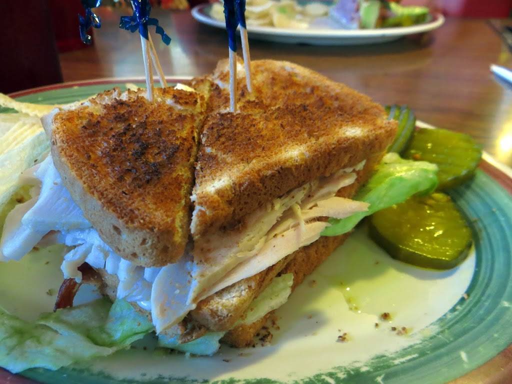 Via Main | restaurant | 132 Main St, Massena, NY 13662, USA | 3157640463 OR +1 315-764-0463