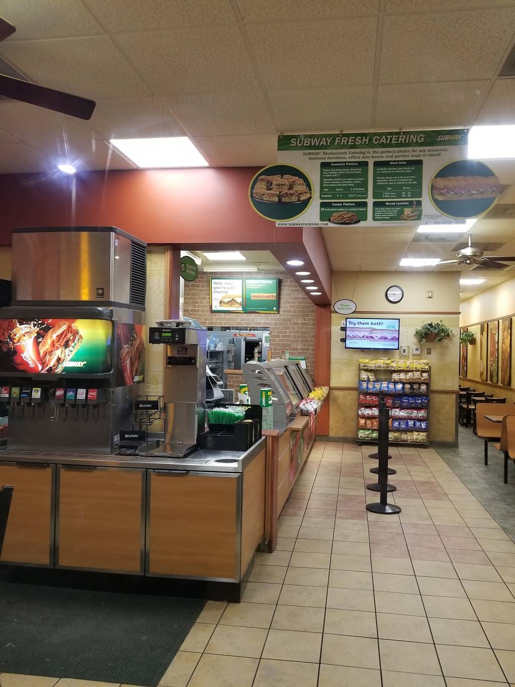 Subway | restaurant | 2050 NW 107th Ave, Miami, FL 33172, USA | 3055947703 OR +1 305-594-7703