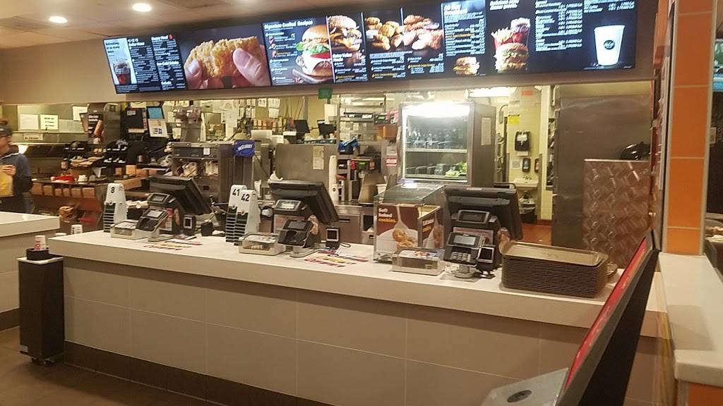 McDonalds | cafe | 630 CA-1, Seal Beach, CA 90740, USA | 5625944801 OR +1 562-594-4801