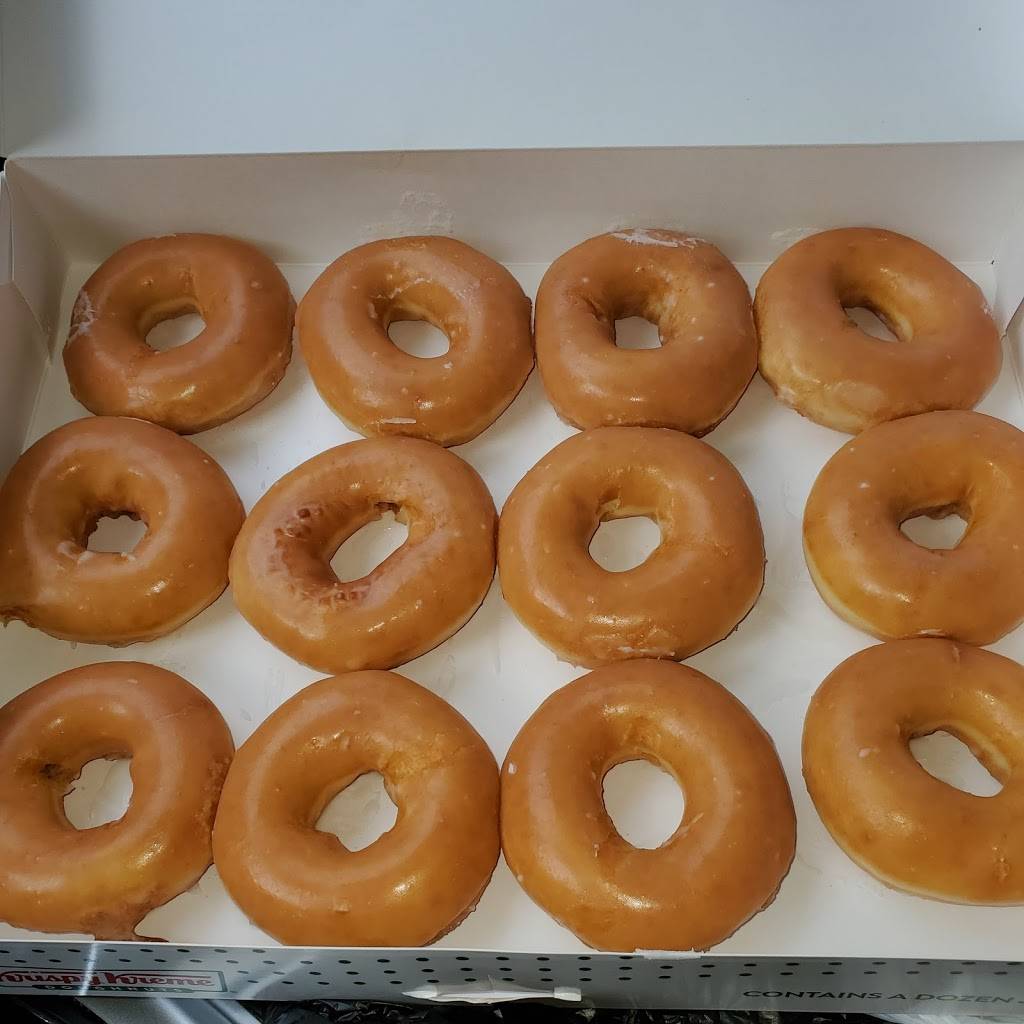 Krispy Kreme | bakery | 4244 Elvis Presley Blvd, Memphis, TN 38116, USA | 9013320620 OR +1 901-332-0620
