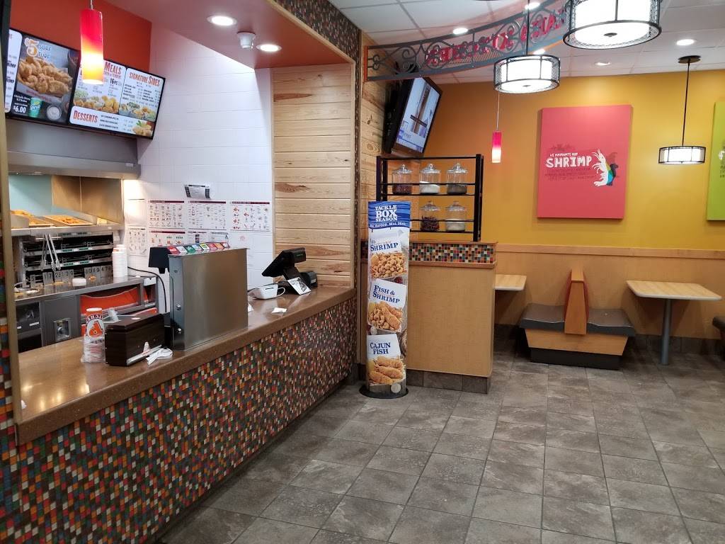 Popeyes Louisiana Kitchen | restaurant | 33-18 21st St, Long Island City, NY 11106, USA | 3475310906 OR +1 347-531-0906