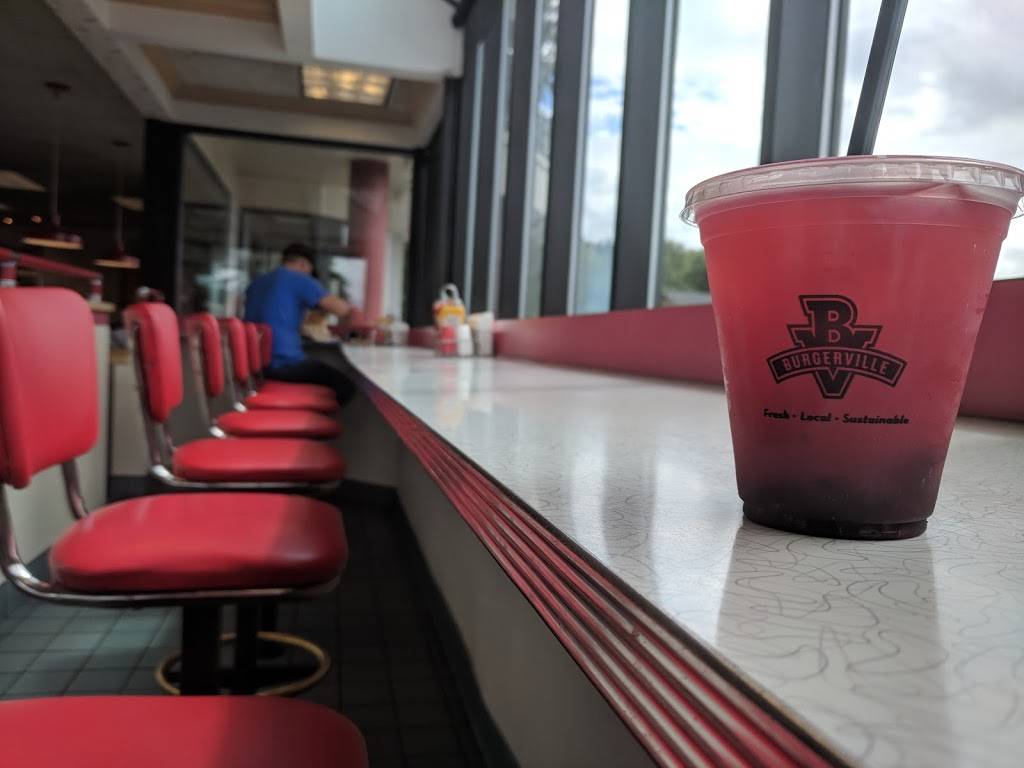 Burgerville | meal takeaway | 1120 Lewis River Rd, Woodland, WA 98674, USA | 3602257965 OR +1 360-225-7965