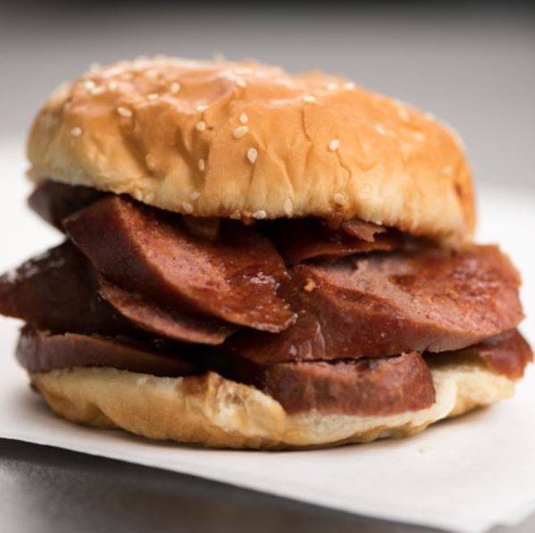 SnoDogs Hawaiian Shave Ice & Food | restaurant | 3631 S Main St #105, Pearland, TX 77581, USA | 8327369151 OR +1 832-736-9151