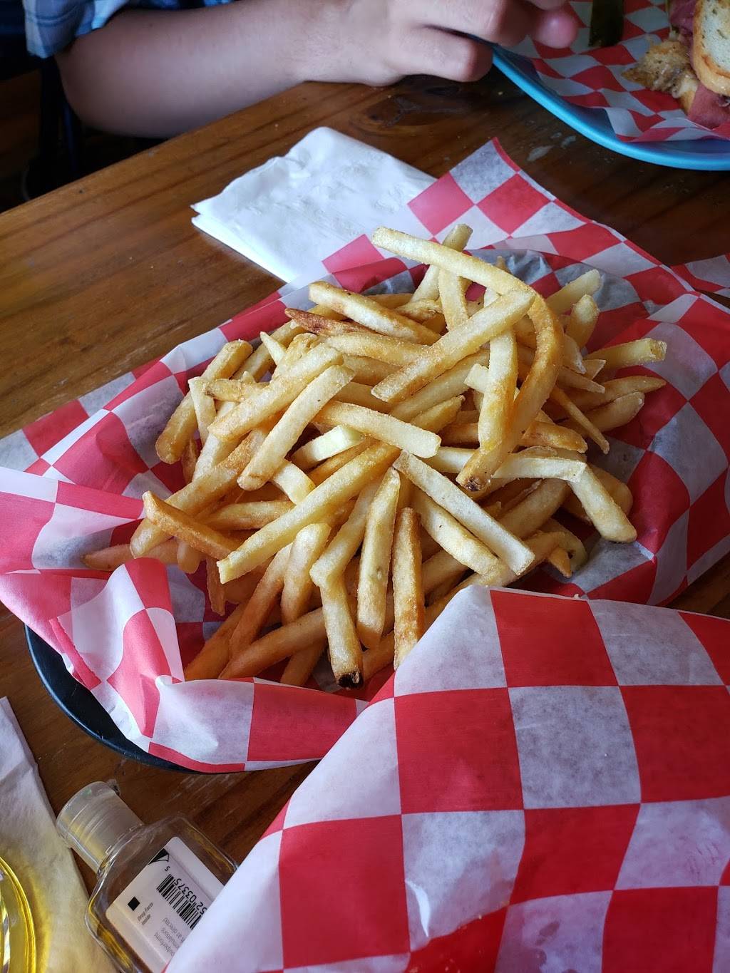 Petes Cutting Board & Reuben Tavern | restaurant | 50225 Gratiot Ave, Chesterfield, MI 48051, USA | 5869489163 OR +1 586-948-9163