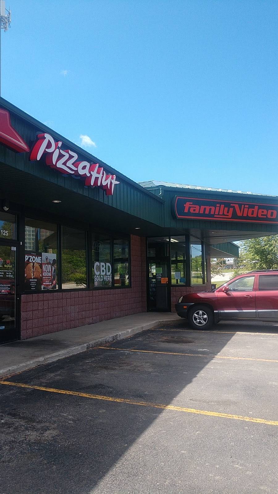 Pizza Hut | meal takeaway | 1125 Egg Harbor Rd, Sturgeon Bay, WI 54235, USA | 9207438886 OR +1 920-743-8886