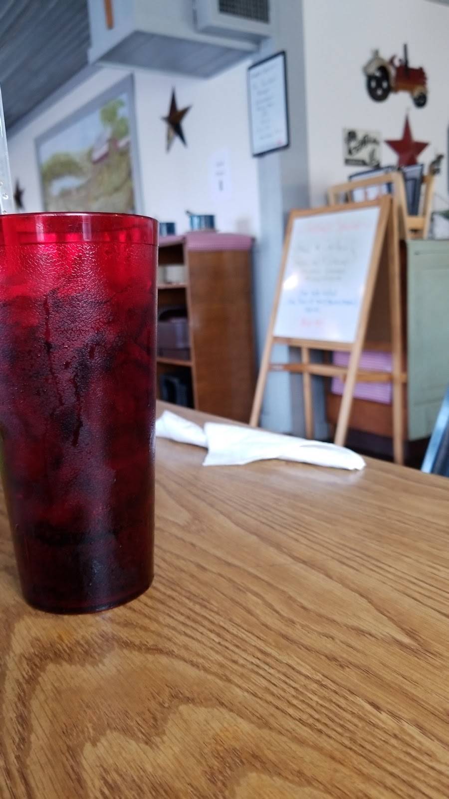 The Country Fryer | restaurant | 910 W Young St, Llano, TX 78643, USA | 3252470102 OR +1 325-247-0102