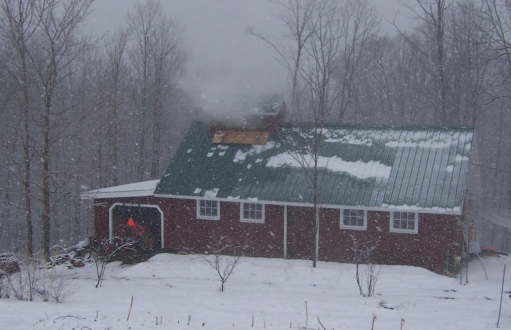 Treats Sugarhouse | restaurant | 3 Hop Kiln Rd, Bow, NH 03304, USA | 6034961671 OR +1 603-496-1671