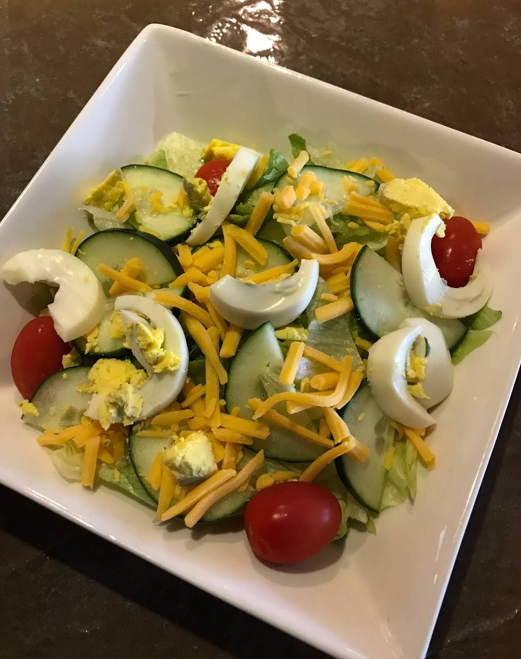 Cork & Canvas On 3rd Llc | restaurant | 322 3rd St NW, Canton, OH 44702, USA | 3304532263 OR +1 330-453-2263