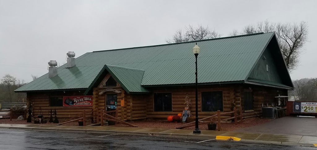 Fishys Bar & Grill | restaurant | 100 Commercial St, La Valle, WI 53941, USA | 6089857710 OR +1 608-985-7710