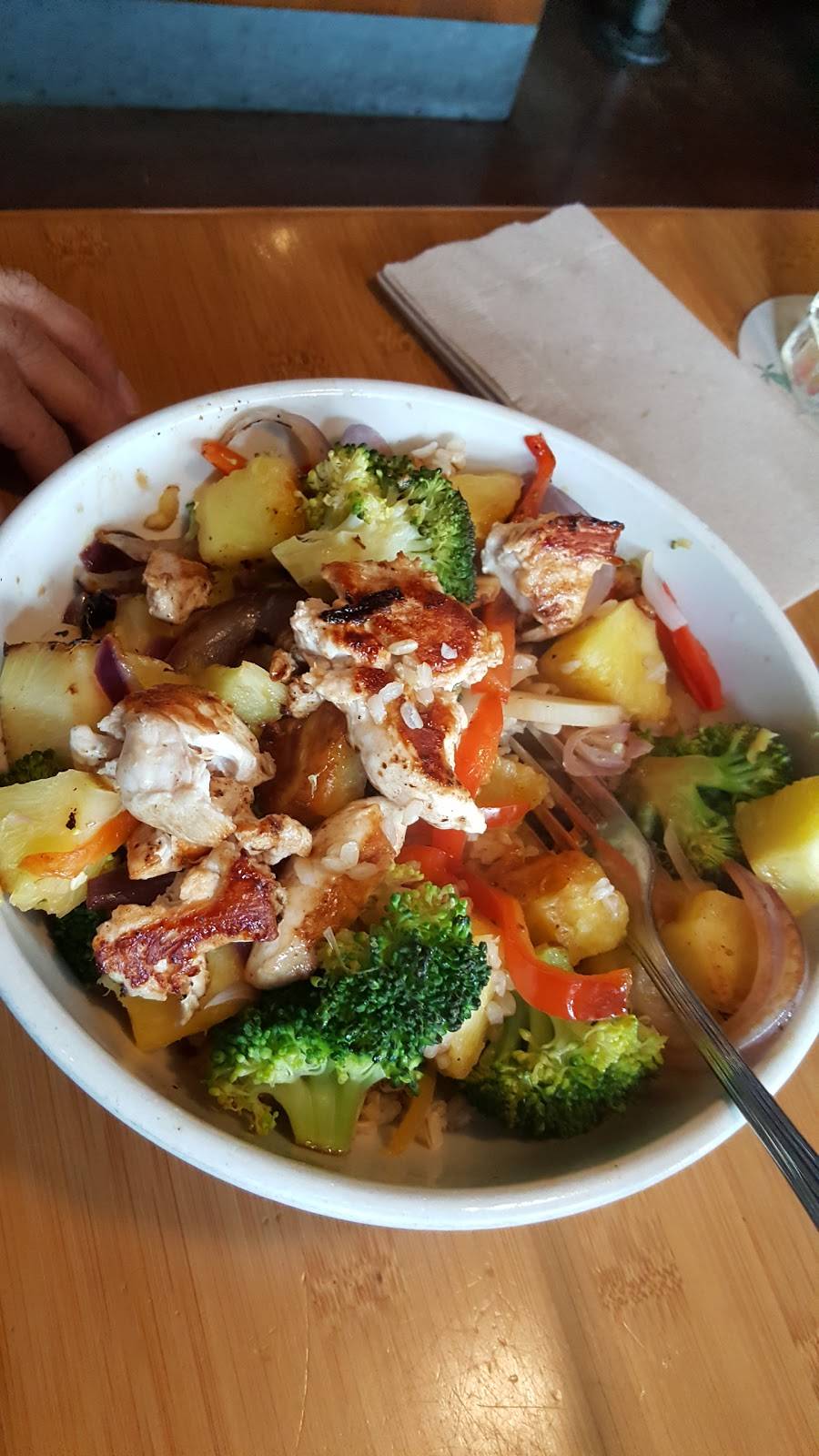 Islands Restaurant Carlsbad | restaurant | 889 Palomar Airport Rd, Carlsbad, CA 92011, USA | 7606029898 OR +1 760-602-9898