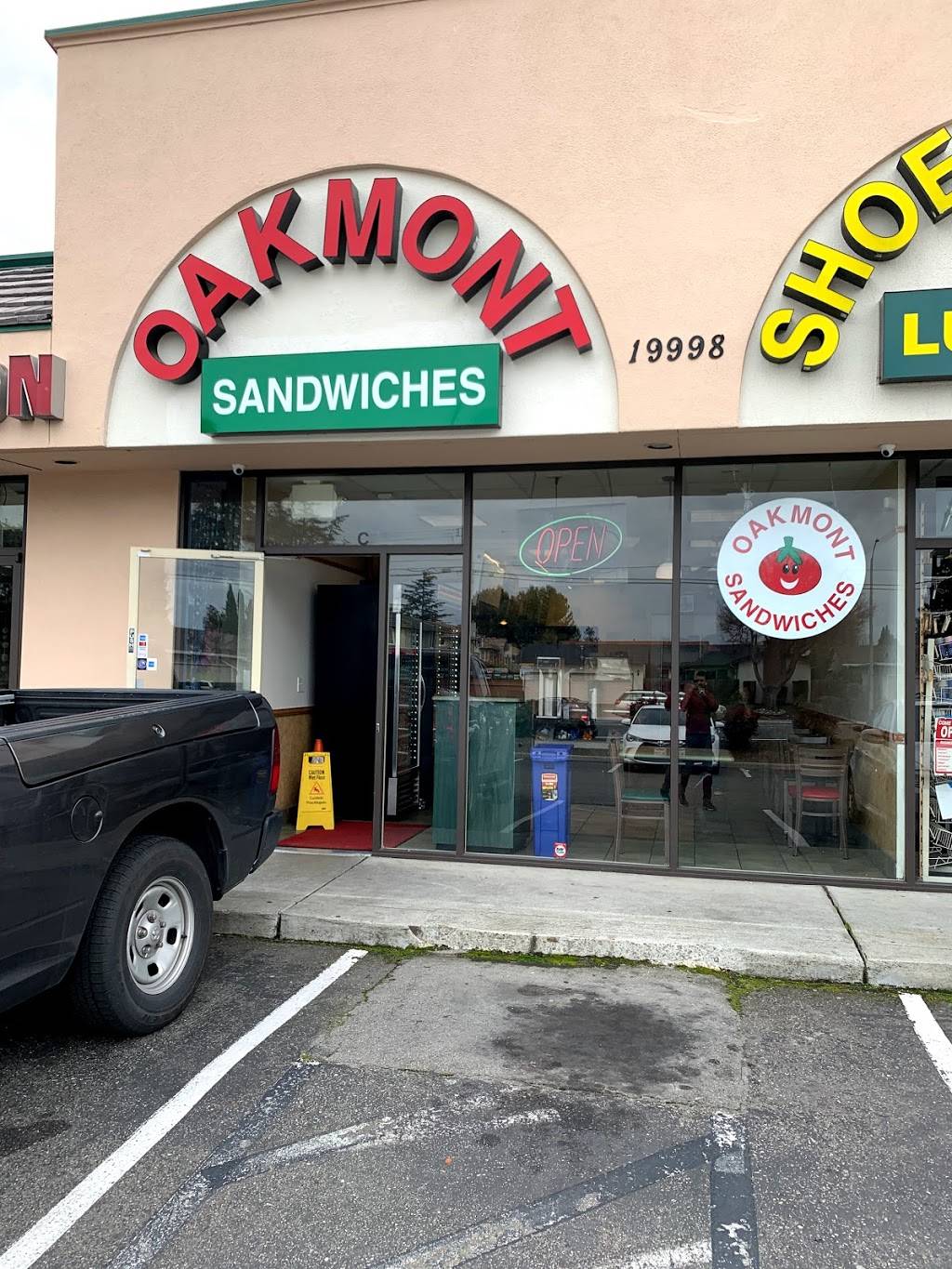 Oakmont Sandwiches | restaurant | 19998 Homestead Rd, Cupertino, CA 95014, USA | 4082521702 OR +1 408-252-1702