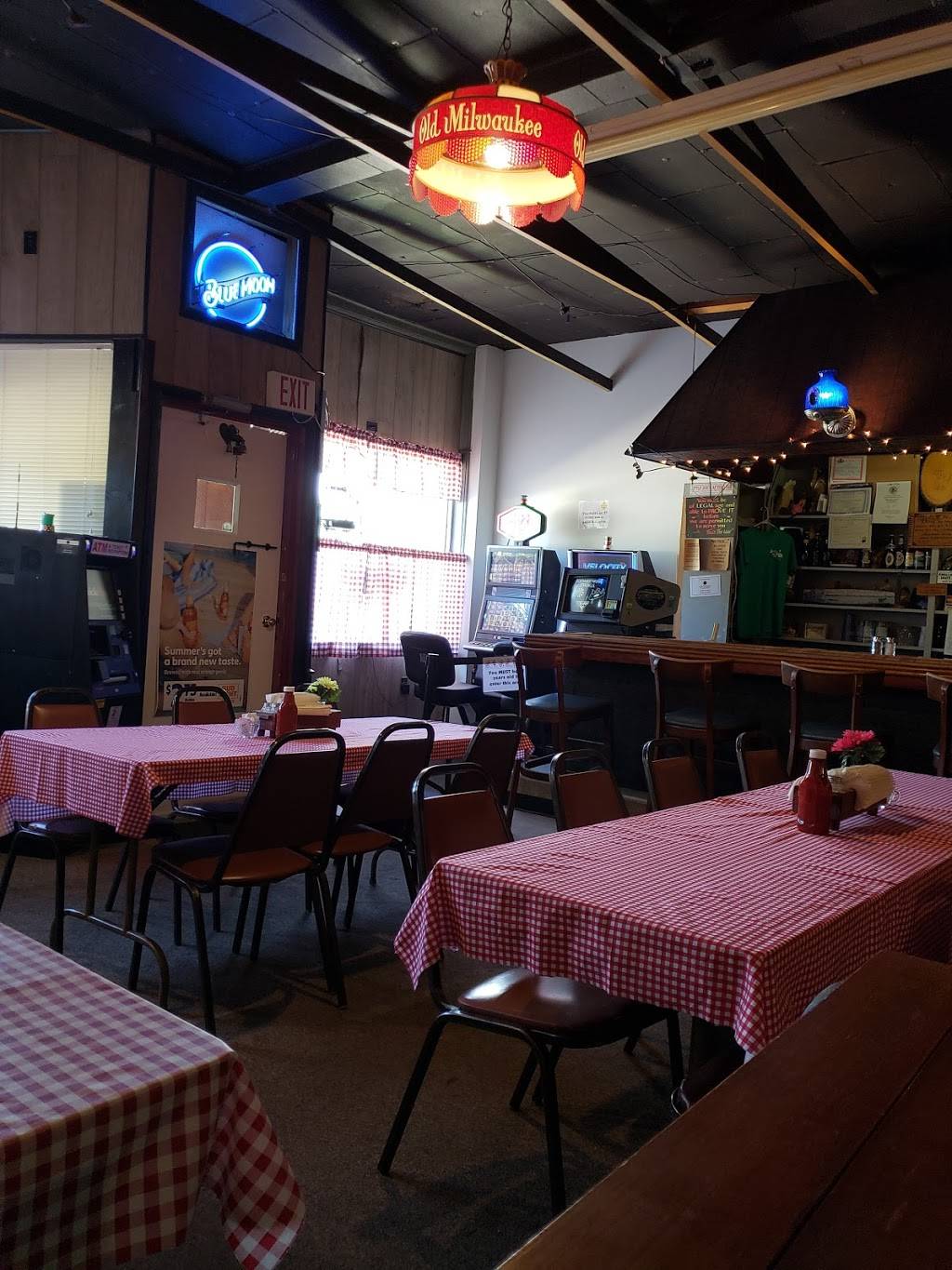 The Happy Spot | restaurant | 1667 Hoover Rd, Deer Grove, IL 61243, USA | 8154385282 OR +1 815-438-5282