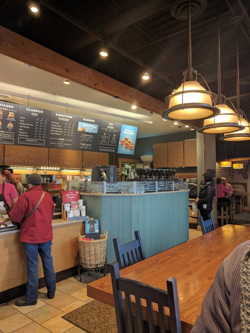 Caribou Coffee | cafe | 1380 Duckwood Dr #101, Eagan, MN 55123, USA | 6519948950 OR +1 651-994-8950