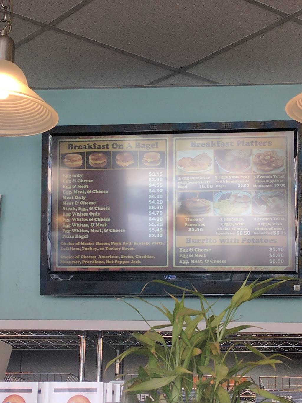 Silver Bay Bagels | restaurant | 1831 Hooper Ave, Toms River, NJ 08753, USA | 7322558131 OR +1 732-255-8131