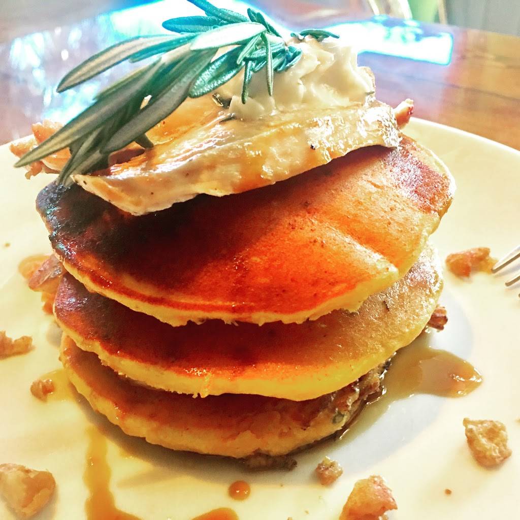 The Mermaid Tavern | restaurant | 6719 N Nebraska Ave, Tampa, FL 33604, USA | 8132385618 OR +1 813-238-5618