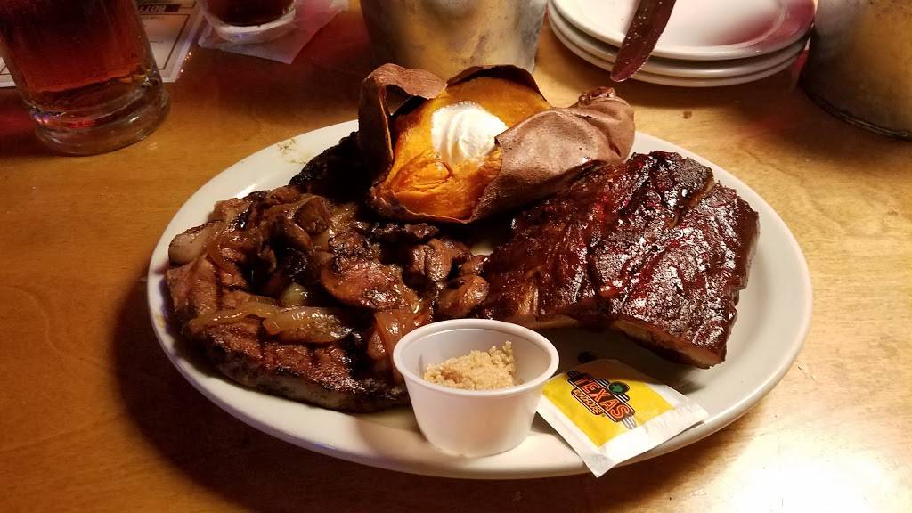 Texas Roadhouse | restaurant | 330 Reidville Dr Unit 2, Waterbury, CT 06705, USA | 2037570544 OR +1 203-757-0544