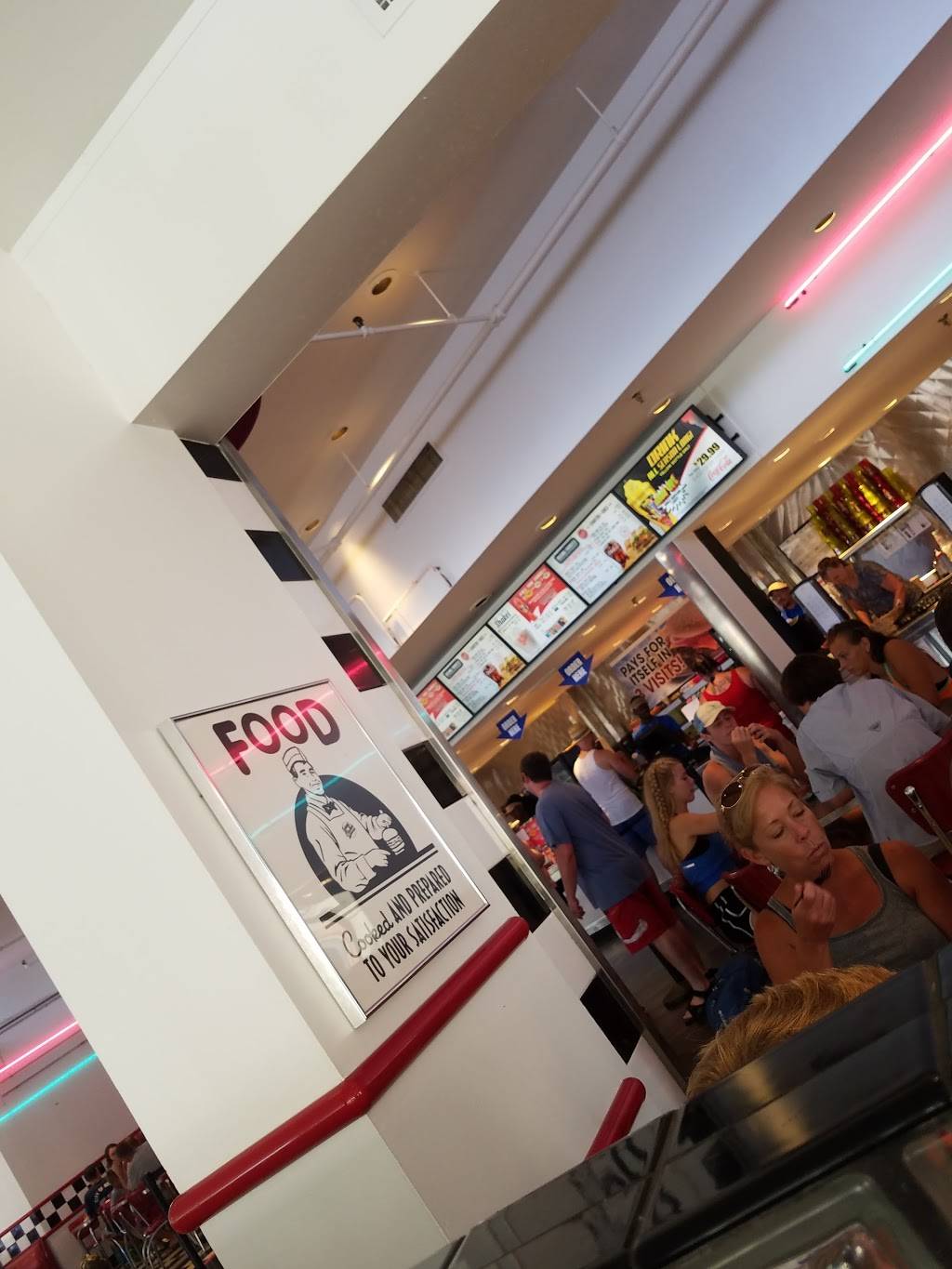 Johnny Rockets | restaurant | 4900 Six Flags Rd, Pacific, MO 63069, USA | 6369385300 OR +1 636-938-5300