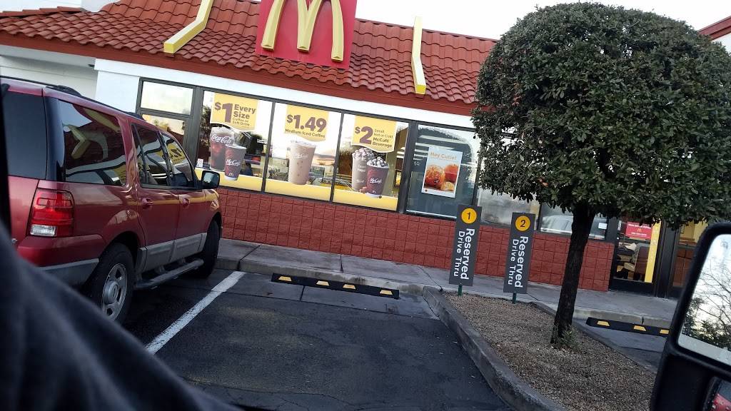 McDonalds | cafe | 2845 W Thunderbird, Phoenix, AZ 85053, USA | 6029384388 OR +1 602-938-4388