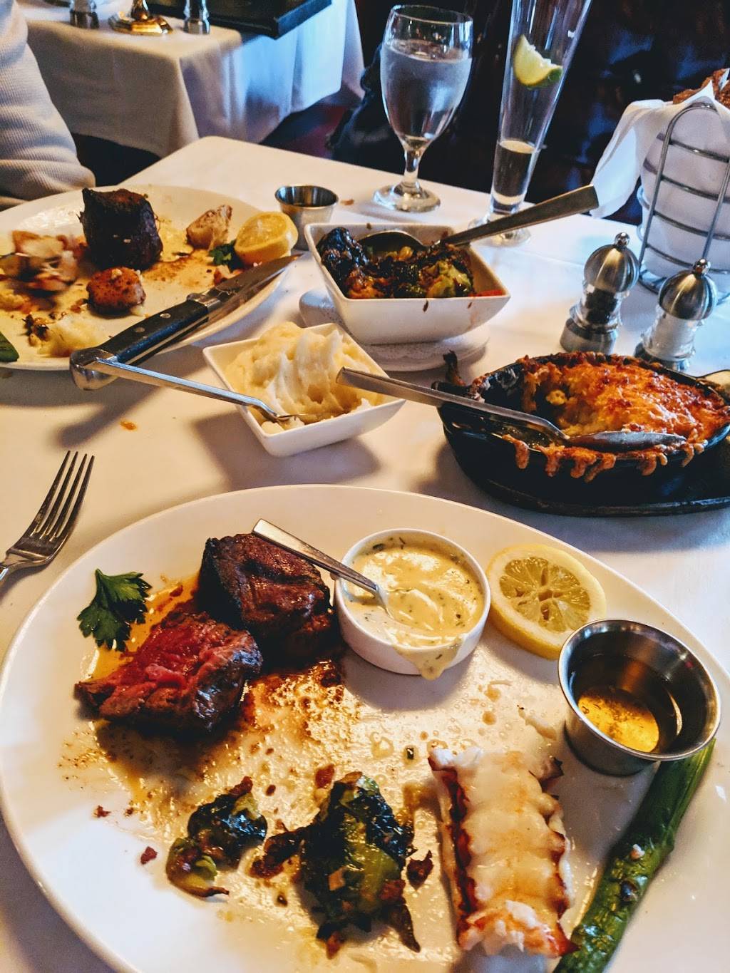 Jeff Rubys Carlo & Johnny | restaurant | 9769 Montgomery Rd, Montgomery, OH 45242, USA | 5139368600 OR +1 513-936-8600