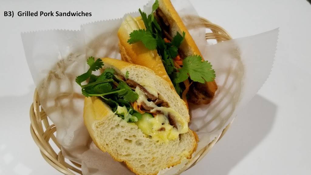 JB Pho & Grill | restaurant | 7955 Barker Cypress Rd suite 900, Cypress, TX 77433, USA | 2812464640 OR +1 281-246-4640