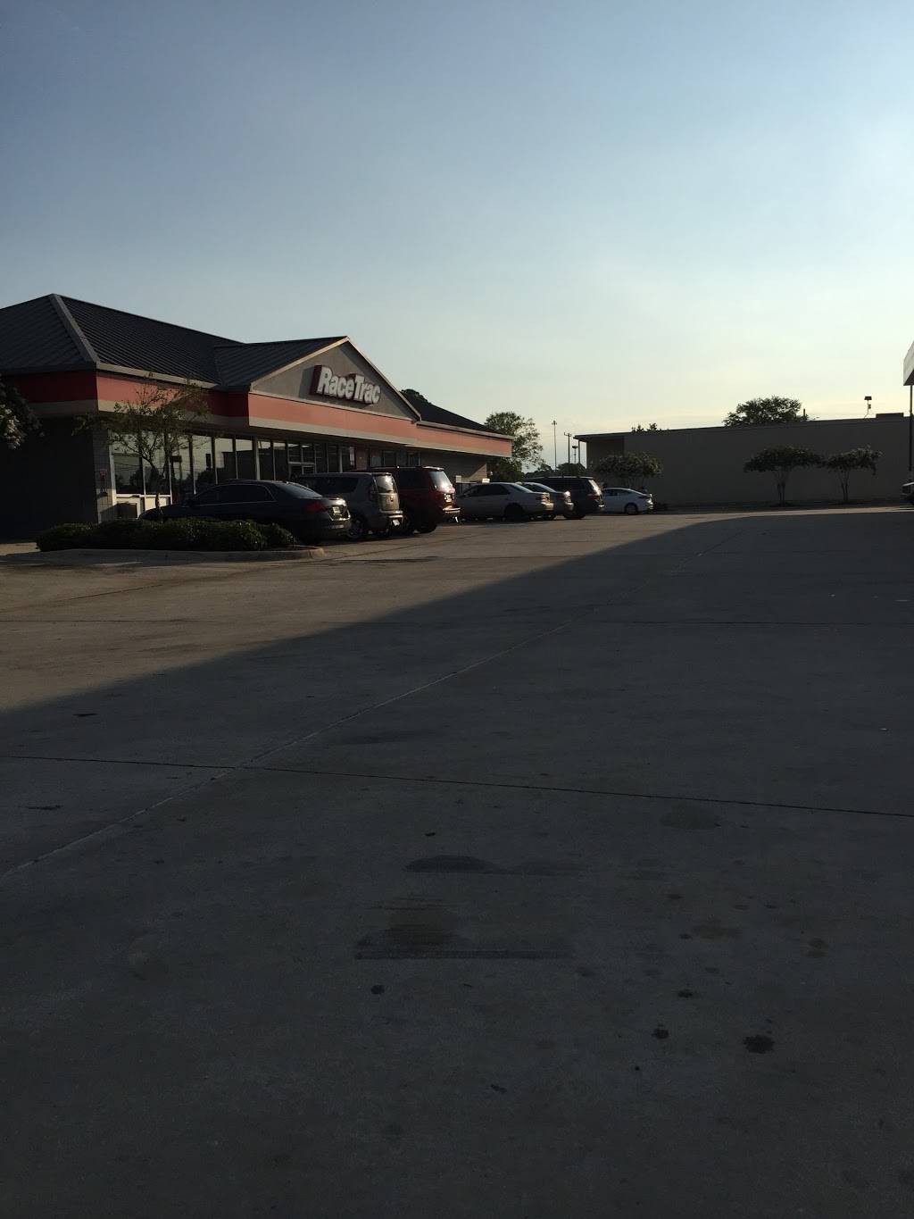 RaceTrac | cafe | 5109 University Blvd W, Jacksonville, FL 32216, USA | 9047374378 OR +1 904-737-4378