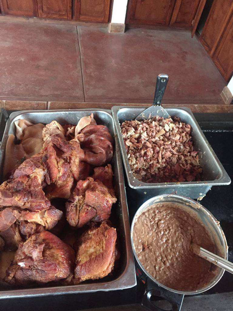 Carnitas Avalos | restaurant | Calle José Haros Aguilar 1486, Constitución (Ampl. Constitución), 22710 Rosarito, B.C., Mexico | 016611080379 OR +52 661 108 0379